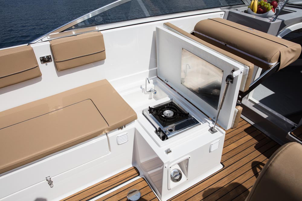 Atlantic Marine Day Cruiser 720