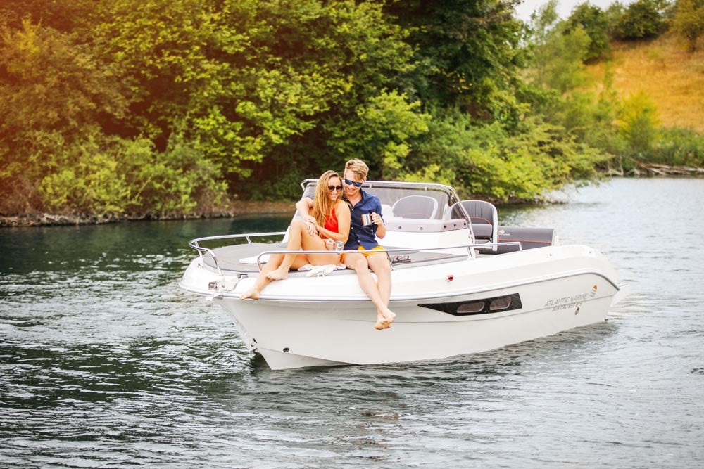 Atlantic Marine Sun Cruiser 630