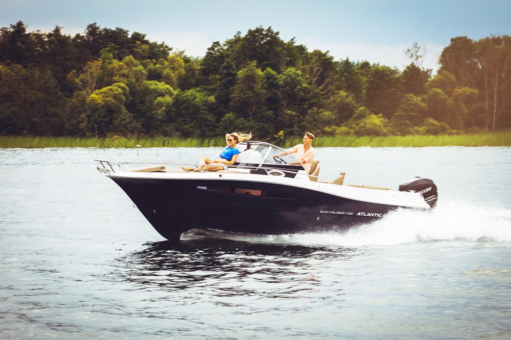 Atlantic Marine Sun Cruiser 730
