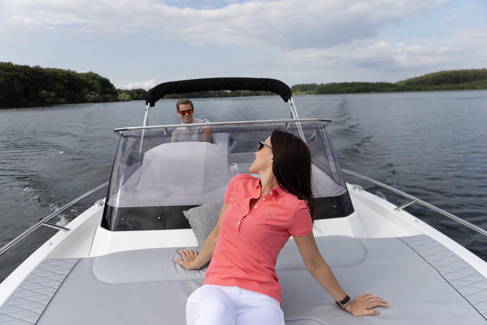 Atlantic Marine Sun Cruiser 730
